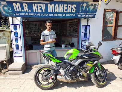 M.R. Key Maker