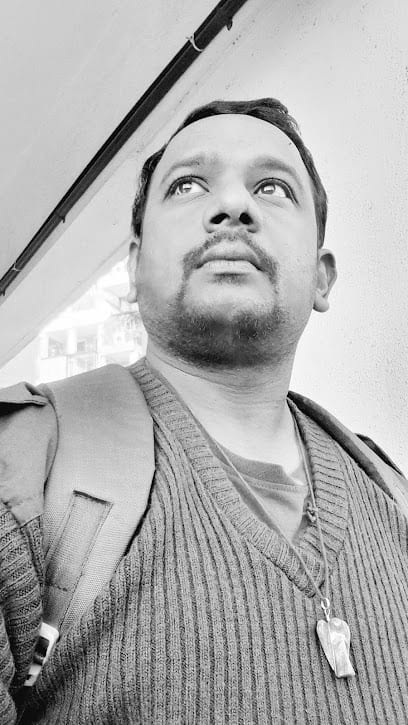 Mukund -The Driving School Instructor