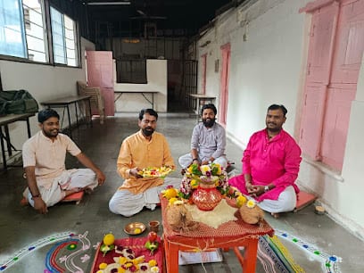 Pandit Shriram Guruji - Priest in Warje